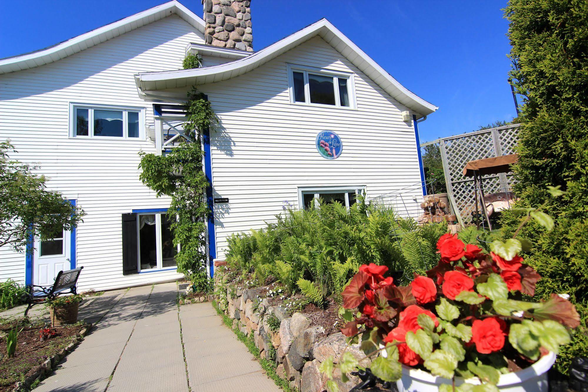 Auberge Fleurs De Lune La Malbaie Zewnętrze zdjęcie